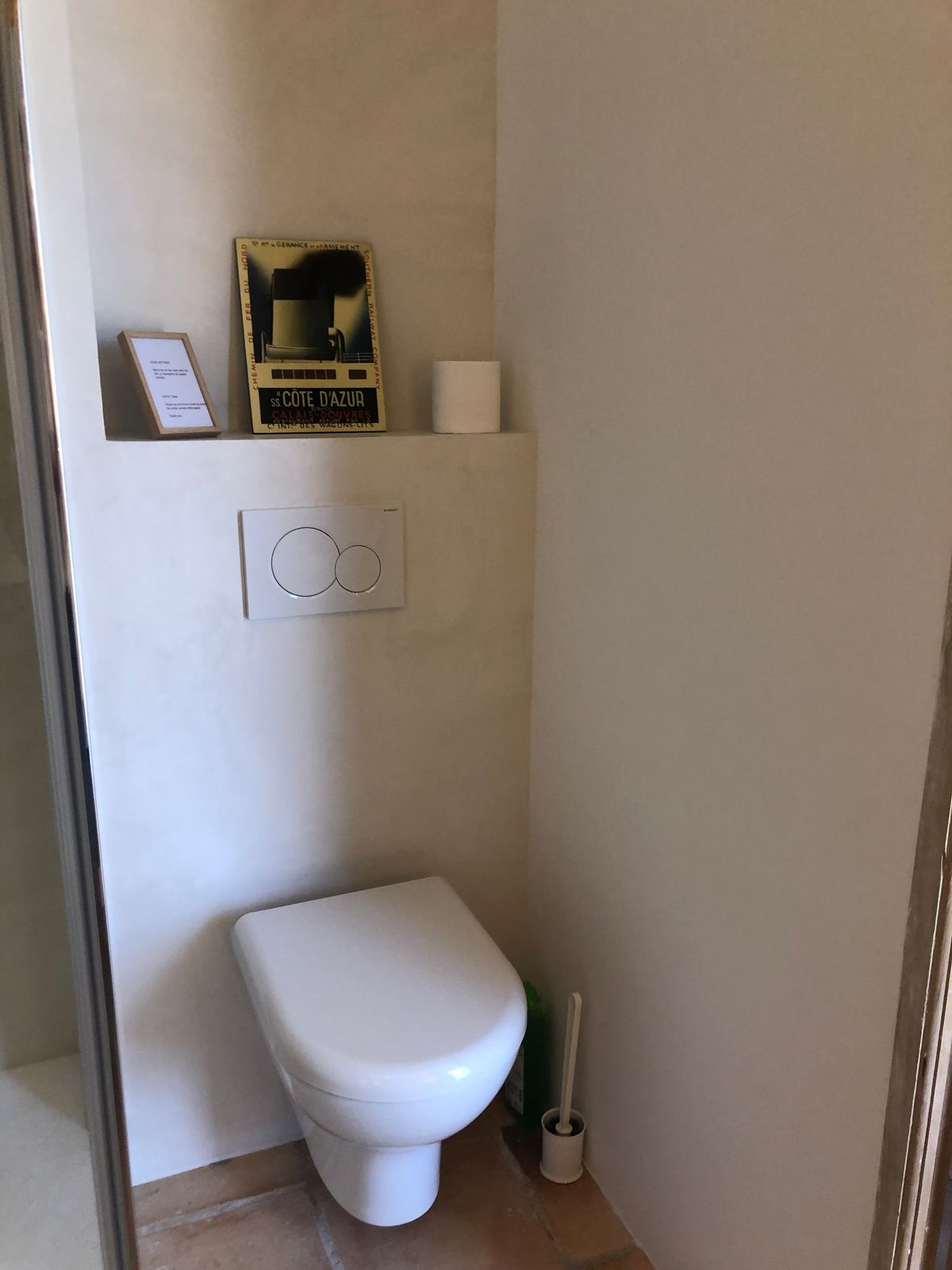 The wall-hung WC in room 3’s shower room.